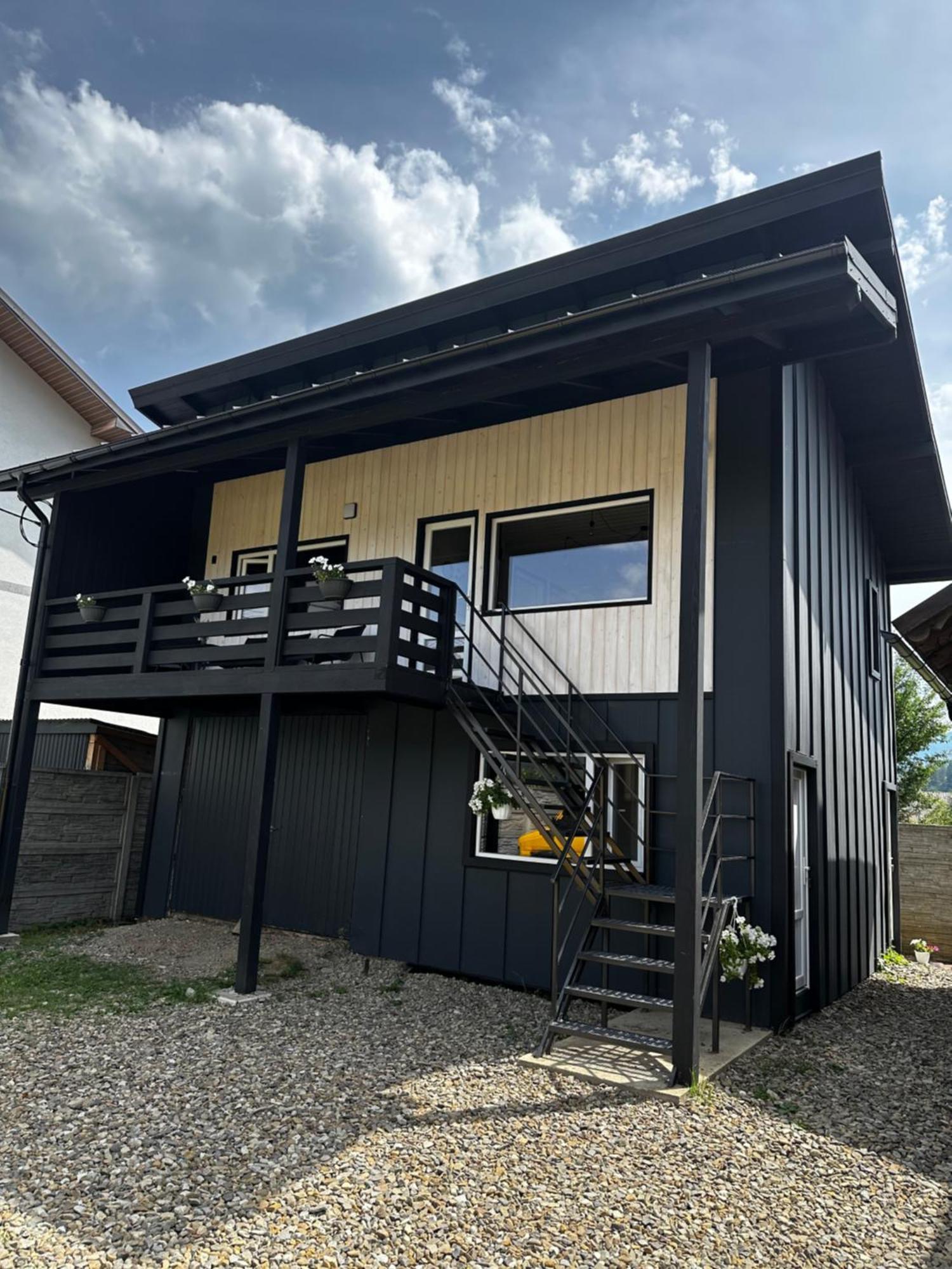 Садиба Дерев*Яна Хата Verkhovyna Exterior photo